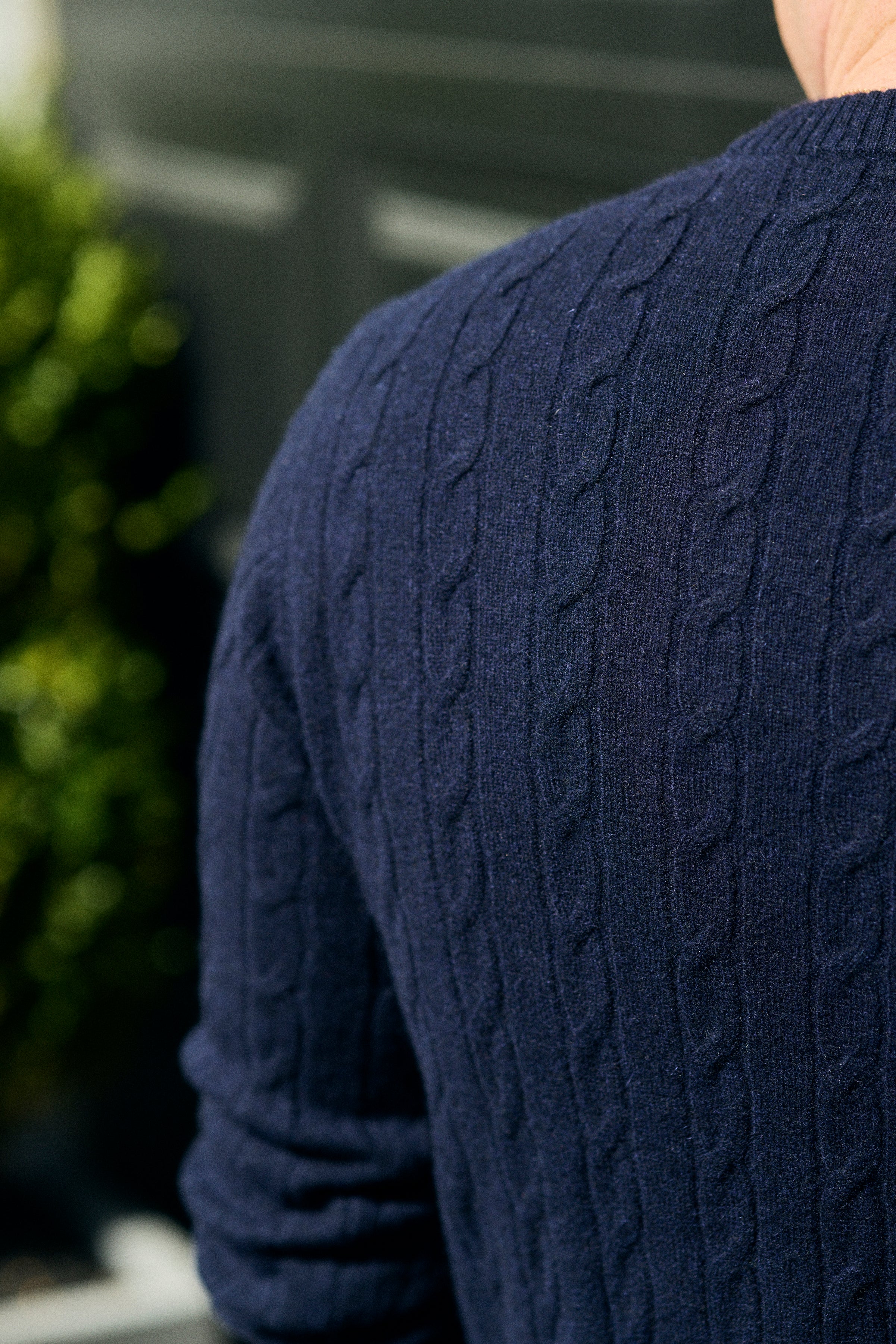Hank Cashmere Madison Cable Knit Sweater in Midnight Navy
