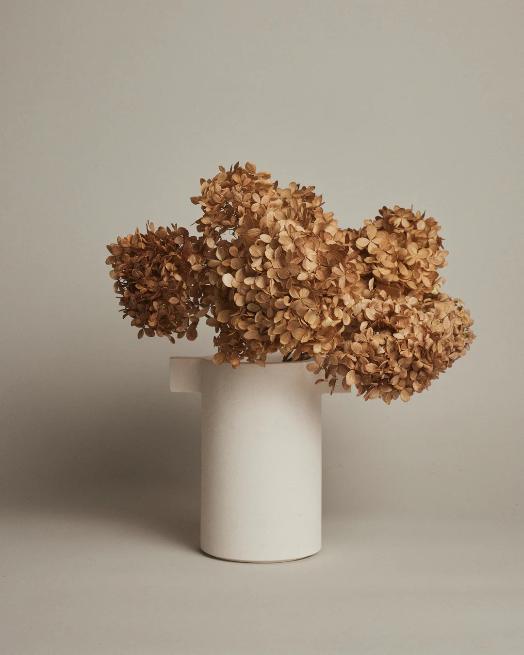 Cicco Vase in Limestone