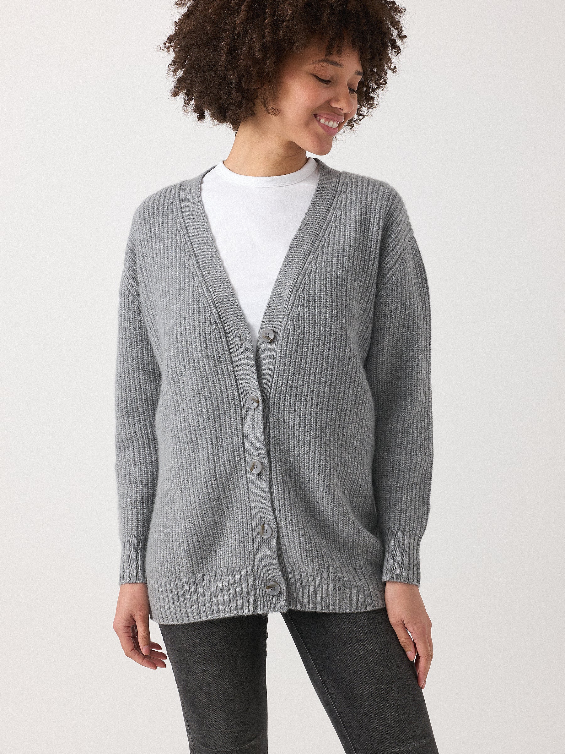 Hank Cashmere Charlie Cardigan in Medium Grey
