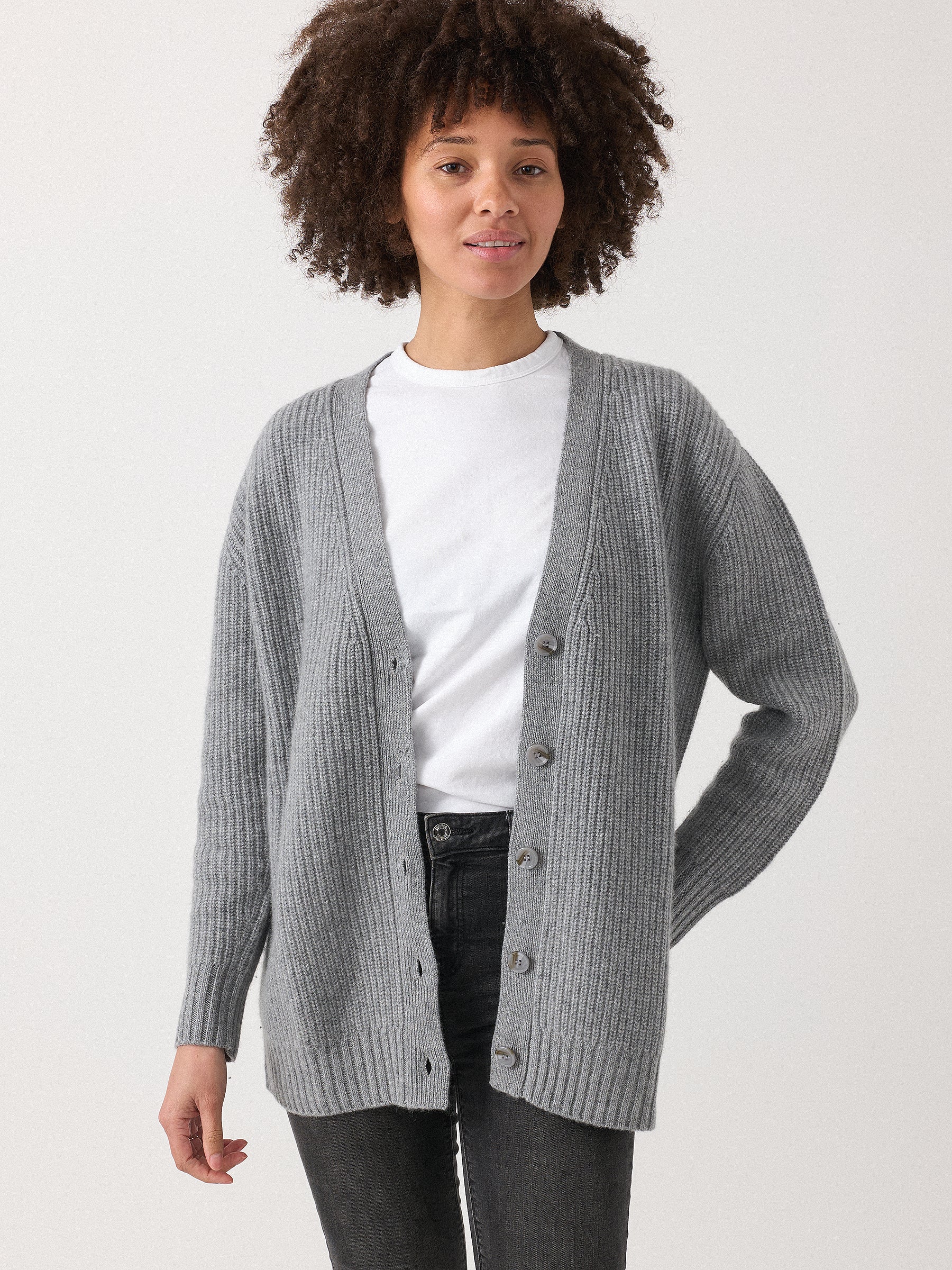 Hank Cashmere Charlie Cardigan in Medium Grey