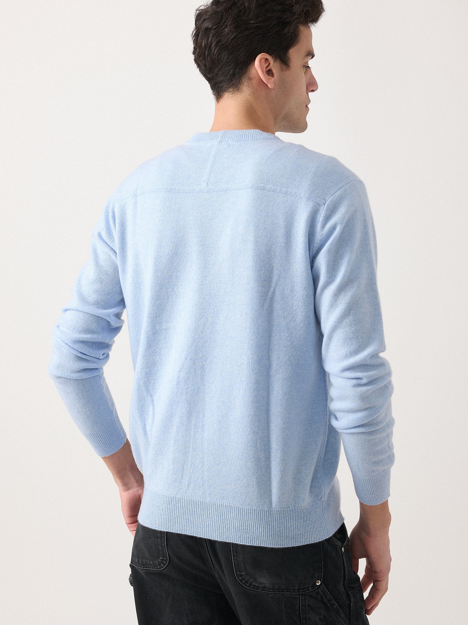 hank-unisex-chester-crewneck-sweater-in-pale-blue
