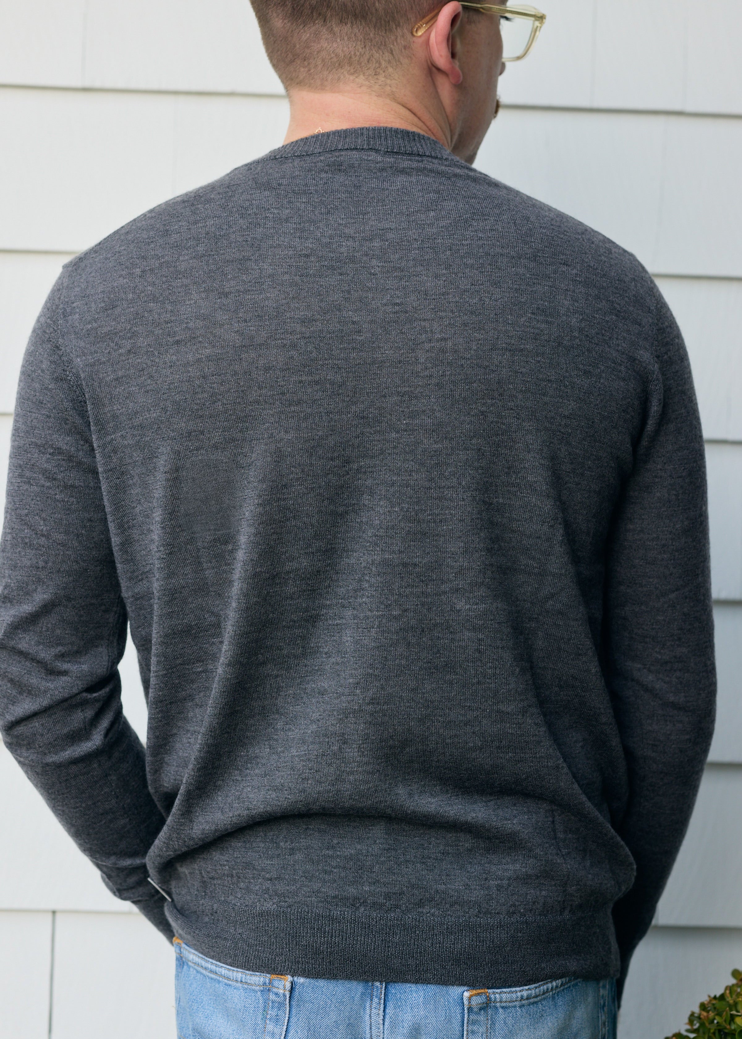 Hank Fine Cashmere Newman Sweater in Charcoal