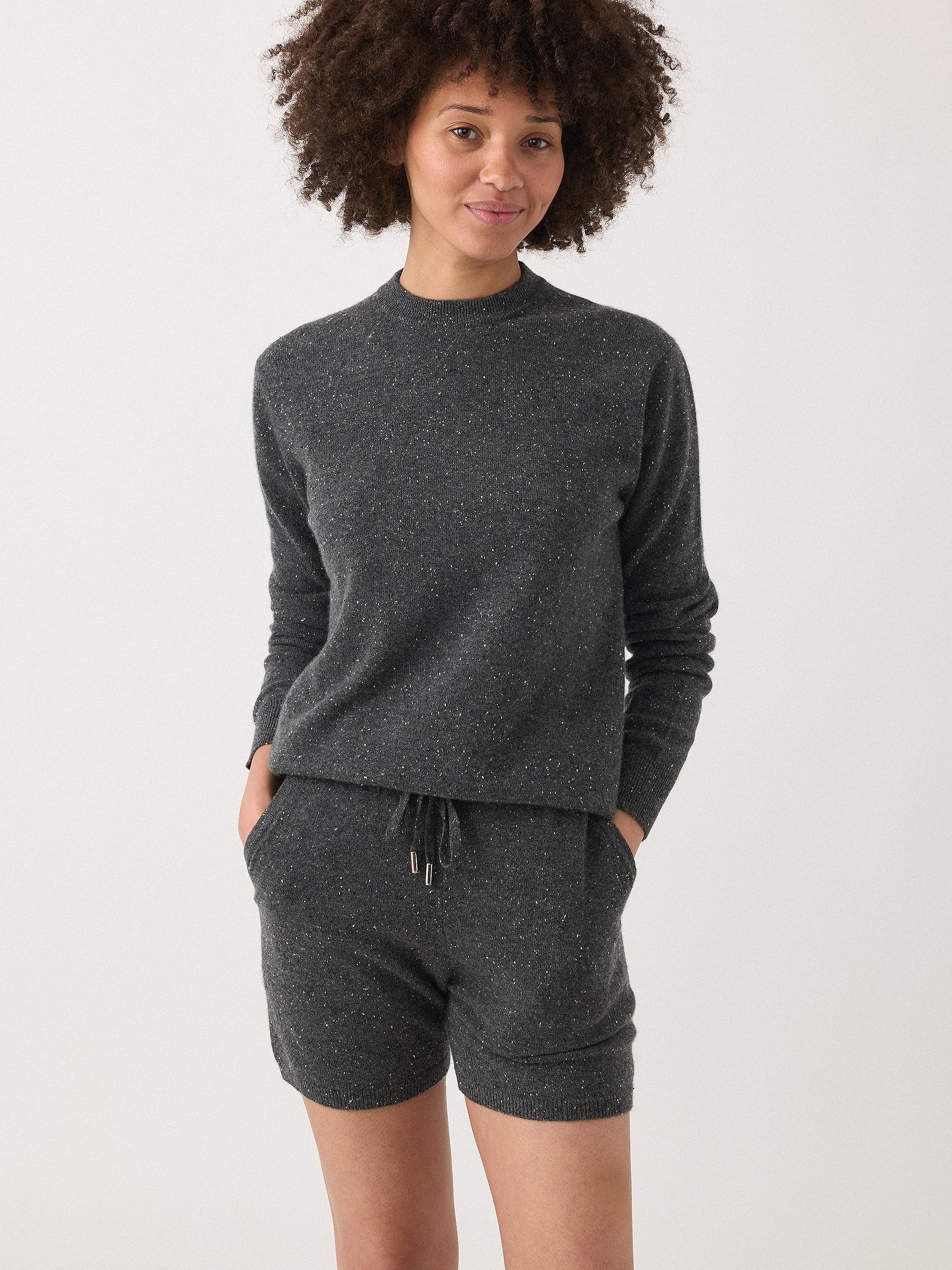 Hank Cashmere William Short in Charcoal