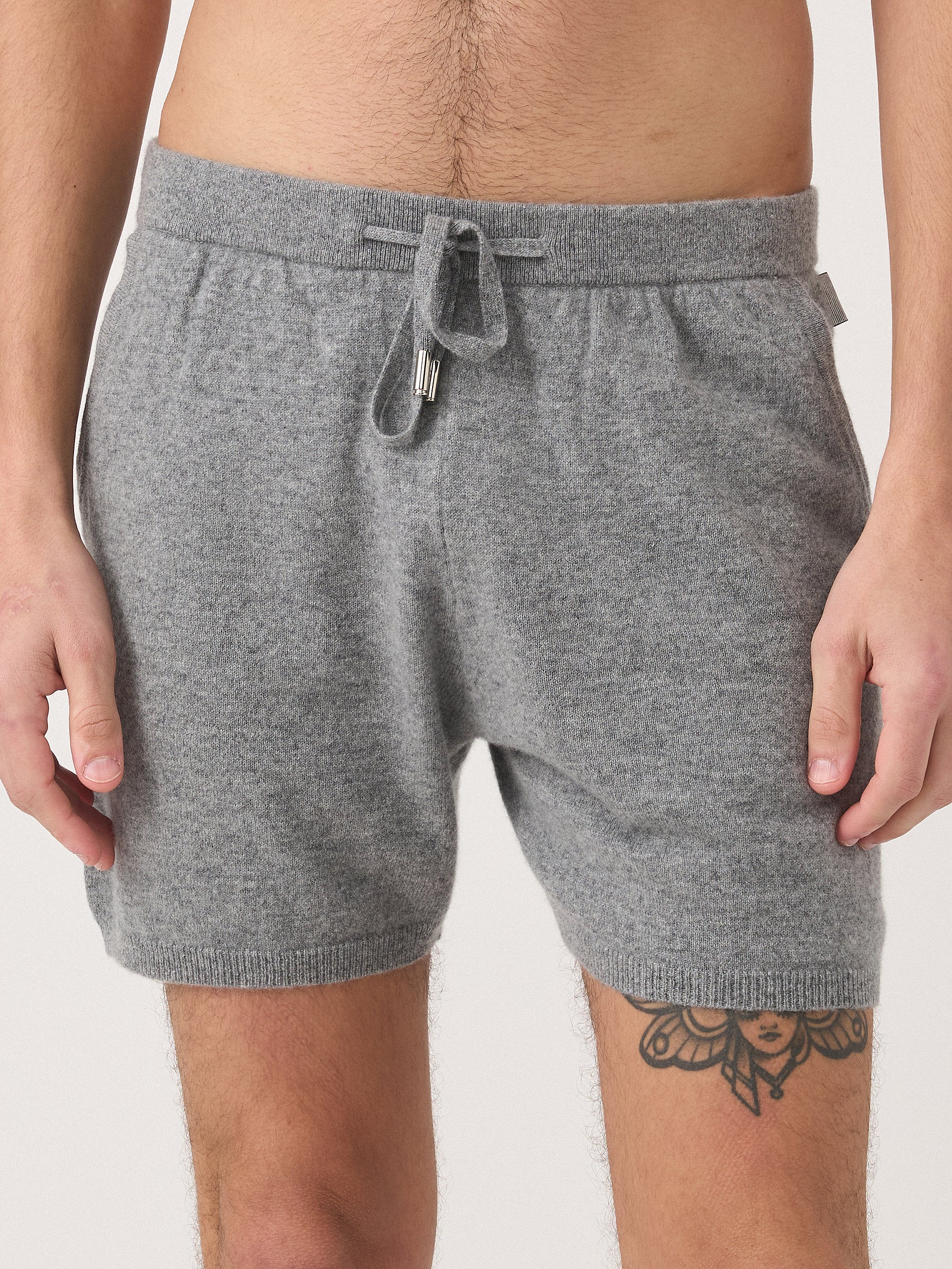 hank-unisex-william-short-in-medium-grey