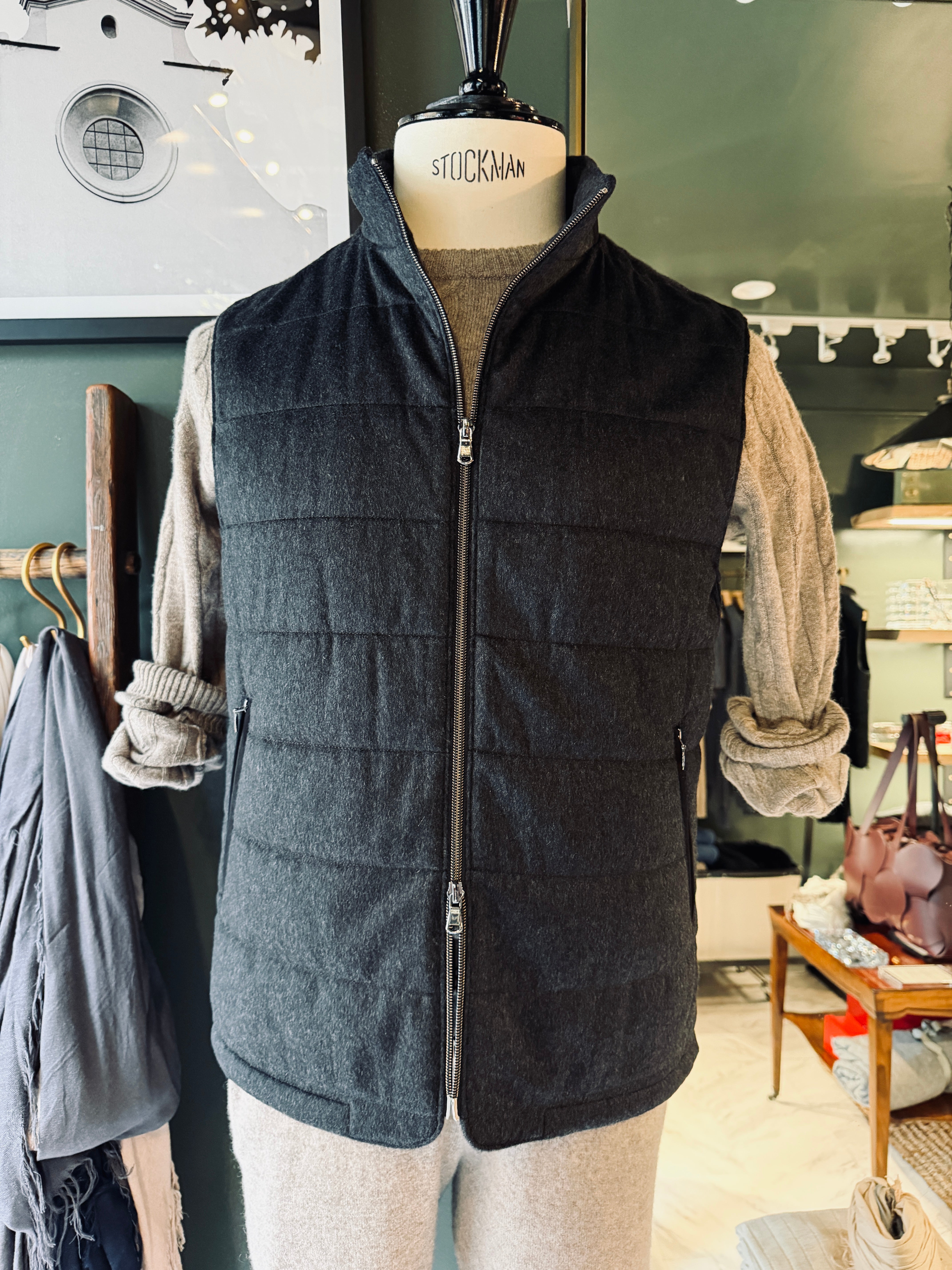 Hank Cashmere Parsonage Vest in Charcoal