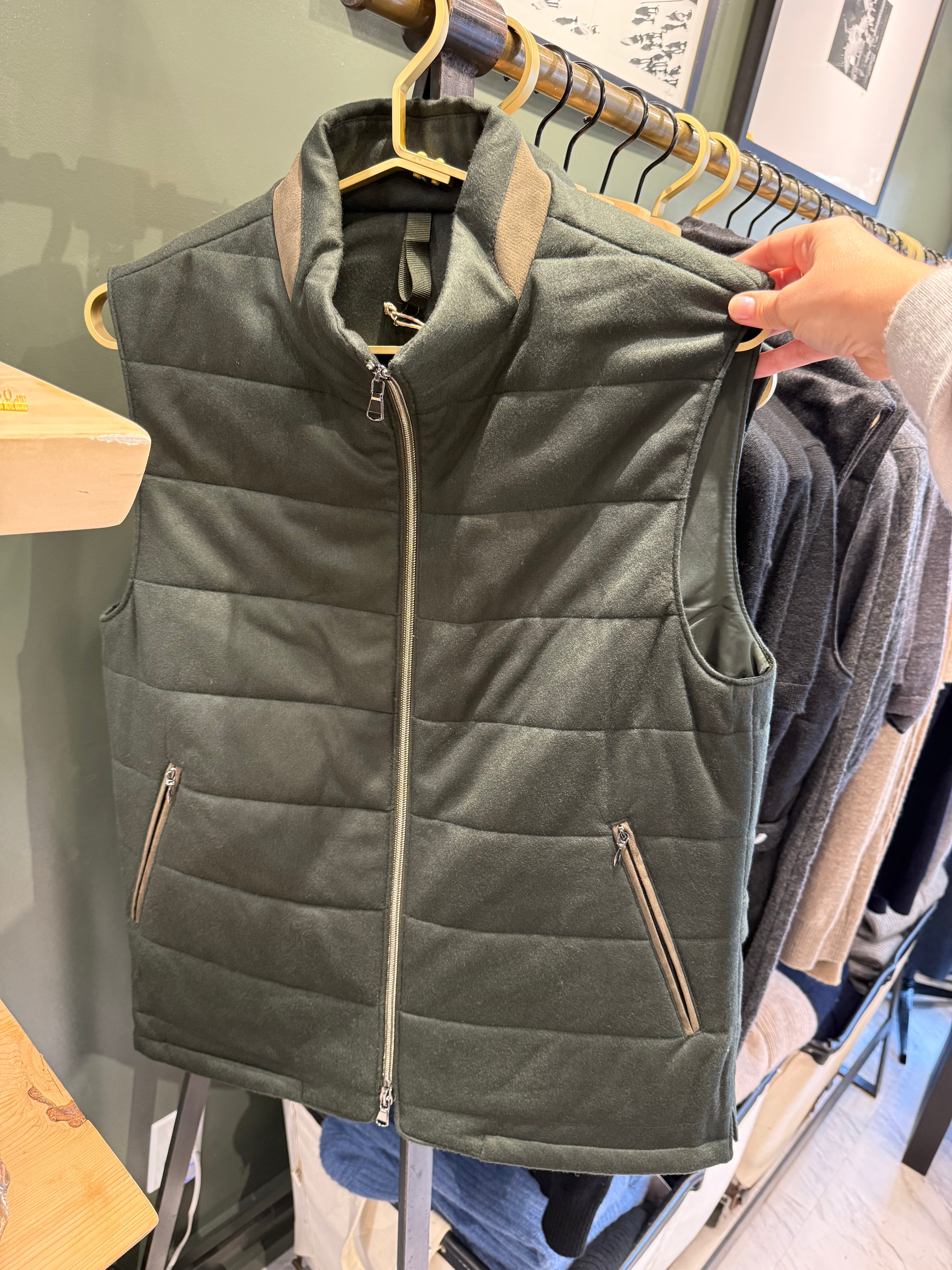 Hank Cashmere Parsonage Vest Olive Green