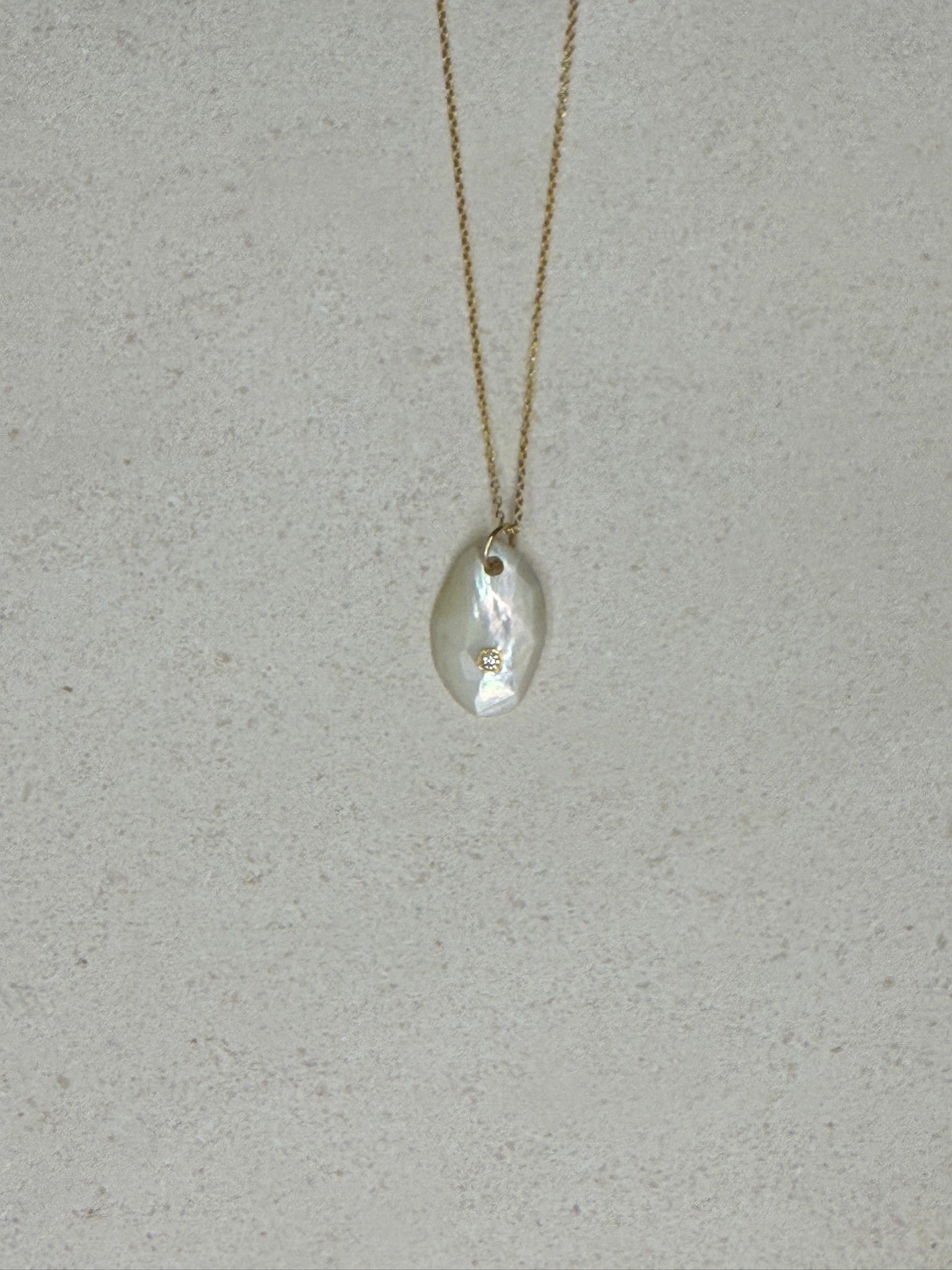 Mother Of Pearl Diamond Gemstone Necklace