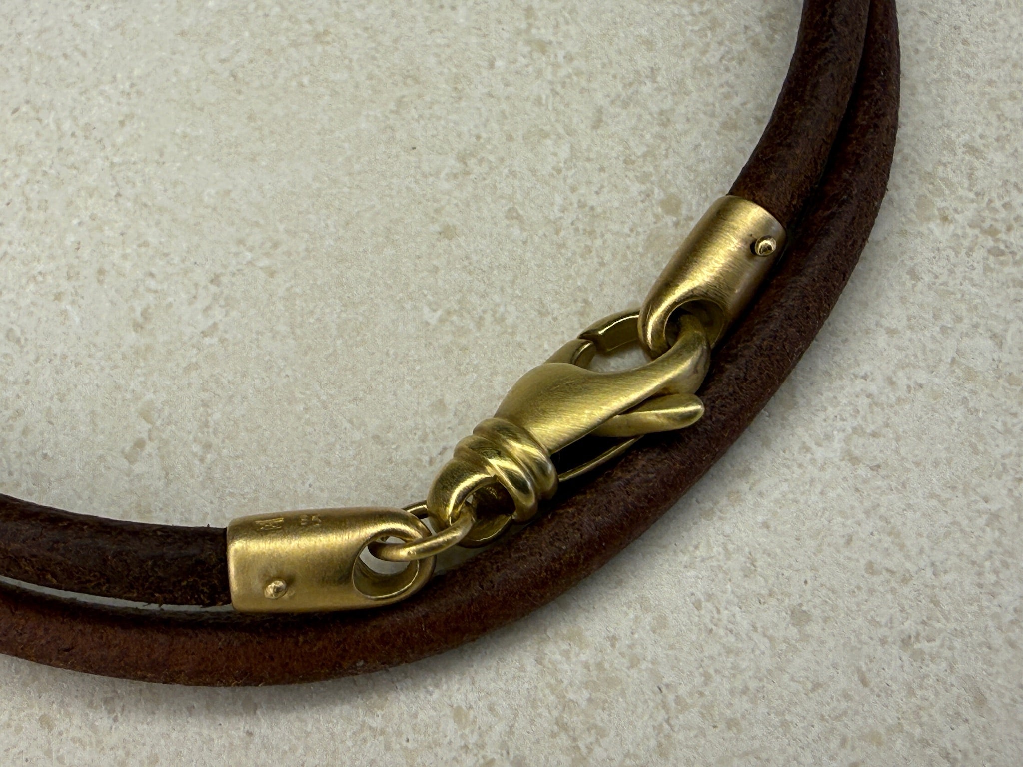Brown Leather, 18K Yellow Gold Bracelet