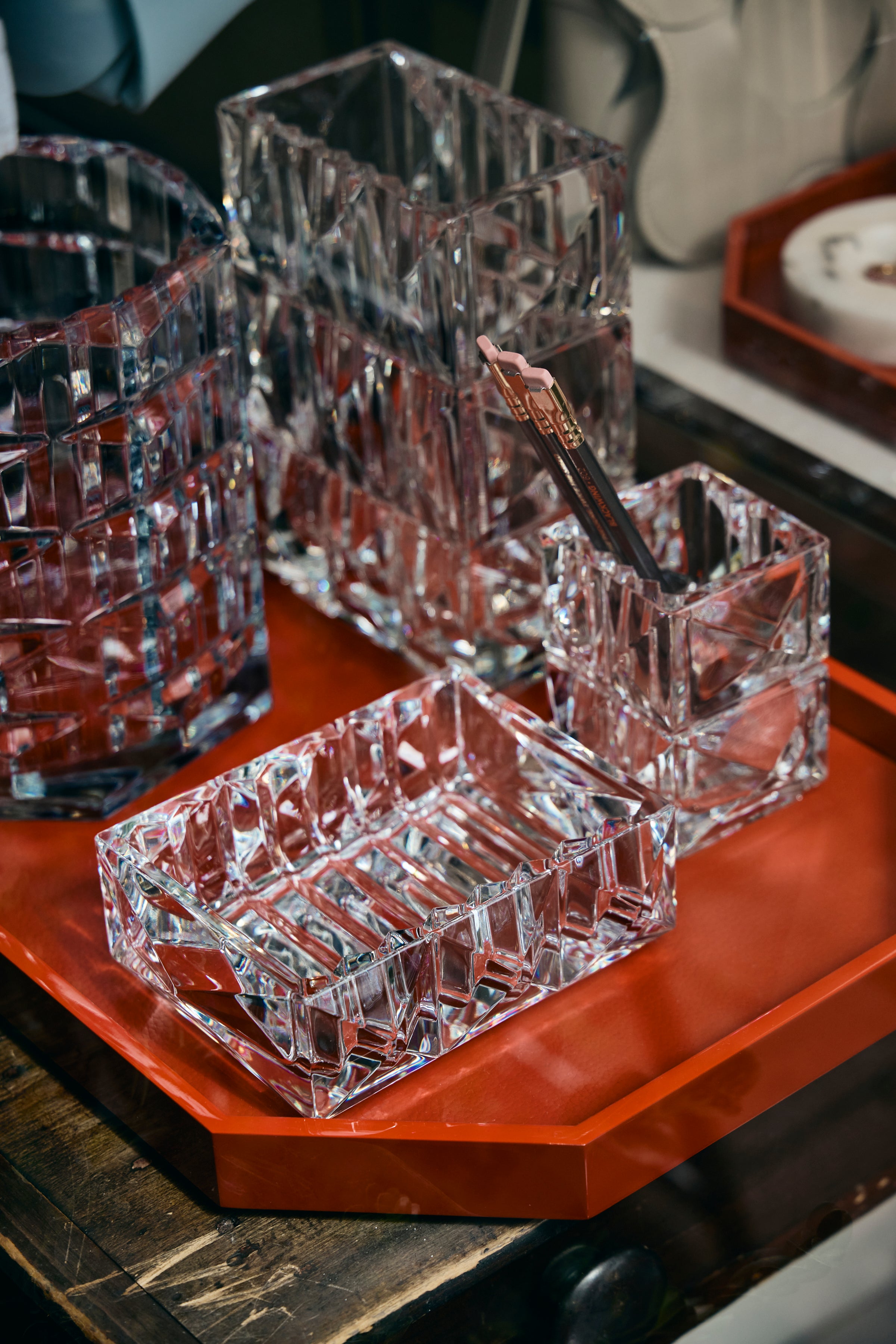 Octogone Red Tray, Medium