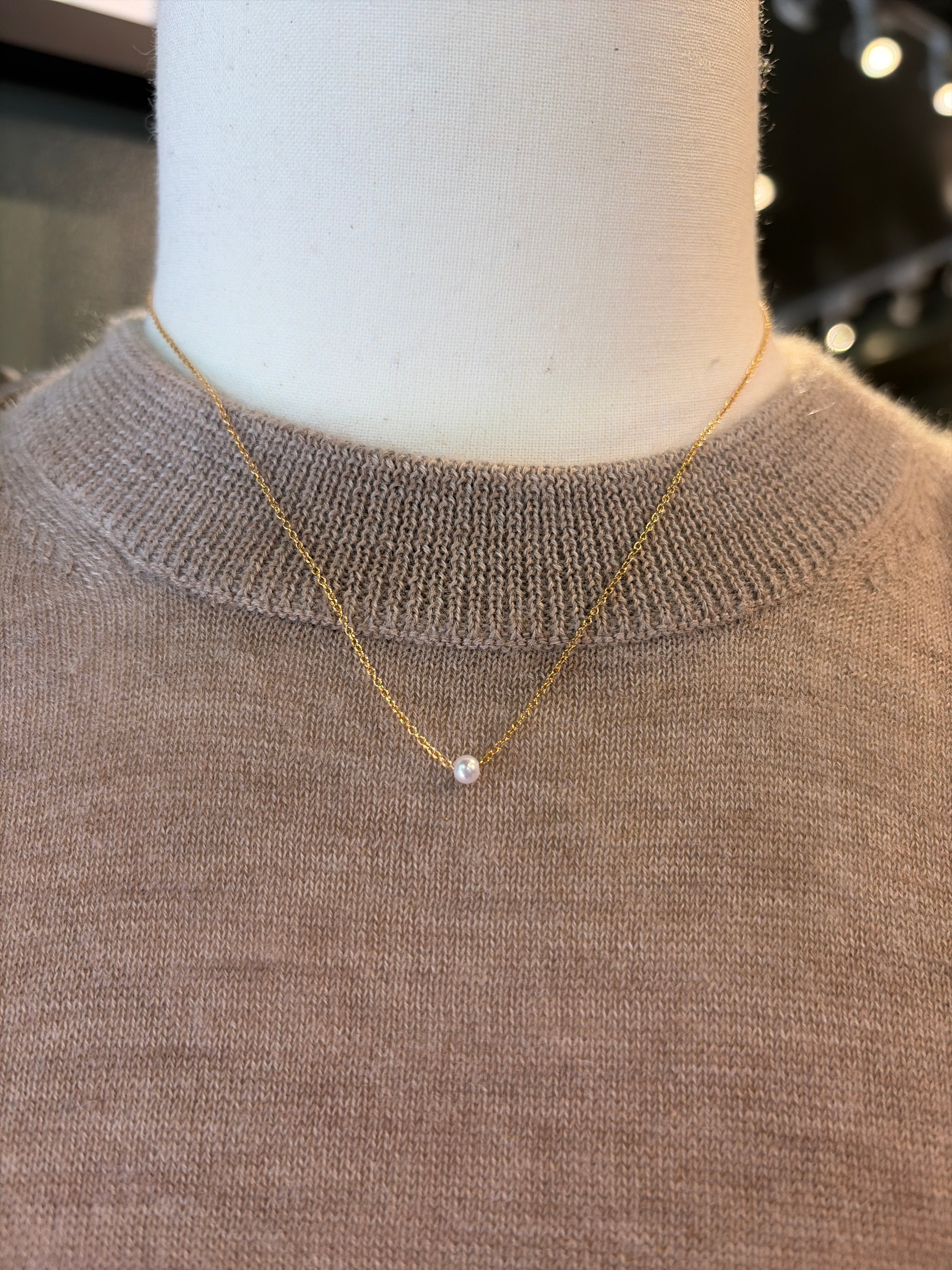Radziwell Small Pearl Necklace