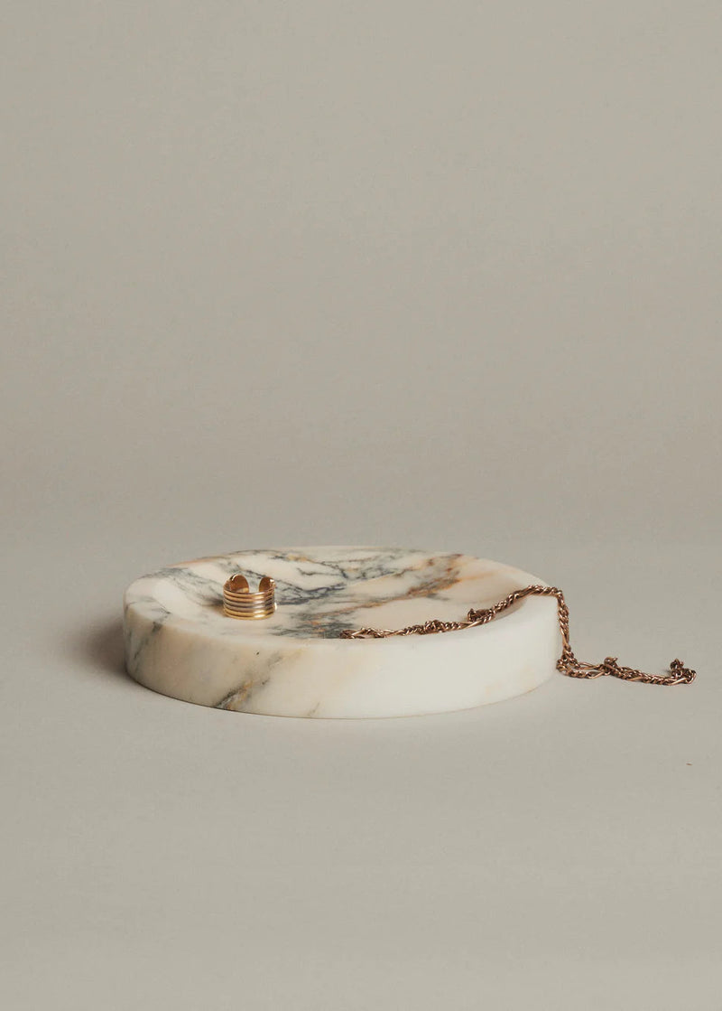 Cicco Catchall, Calacatta Marble