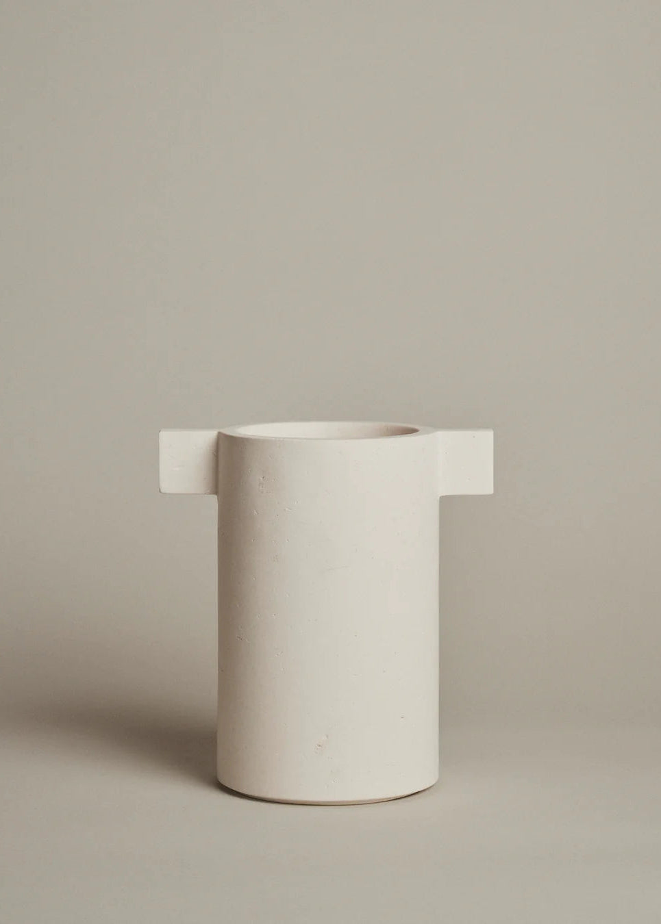 Cicco Vase in Limestone