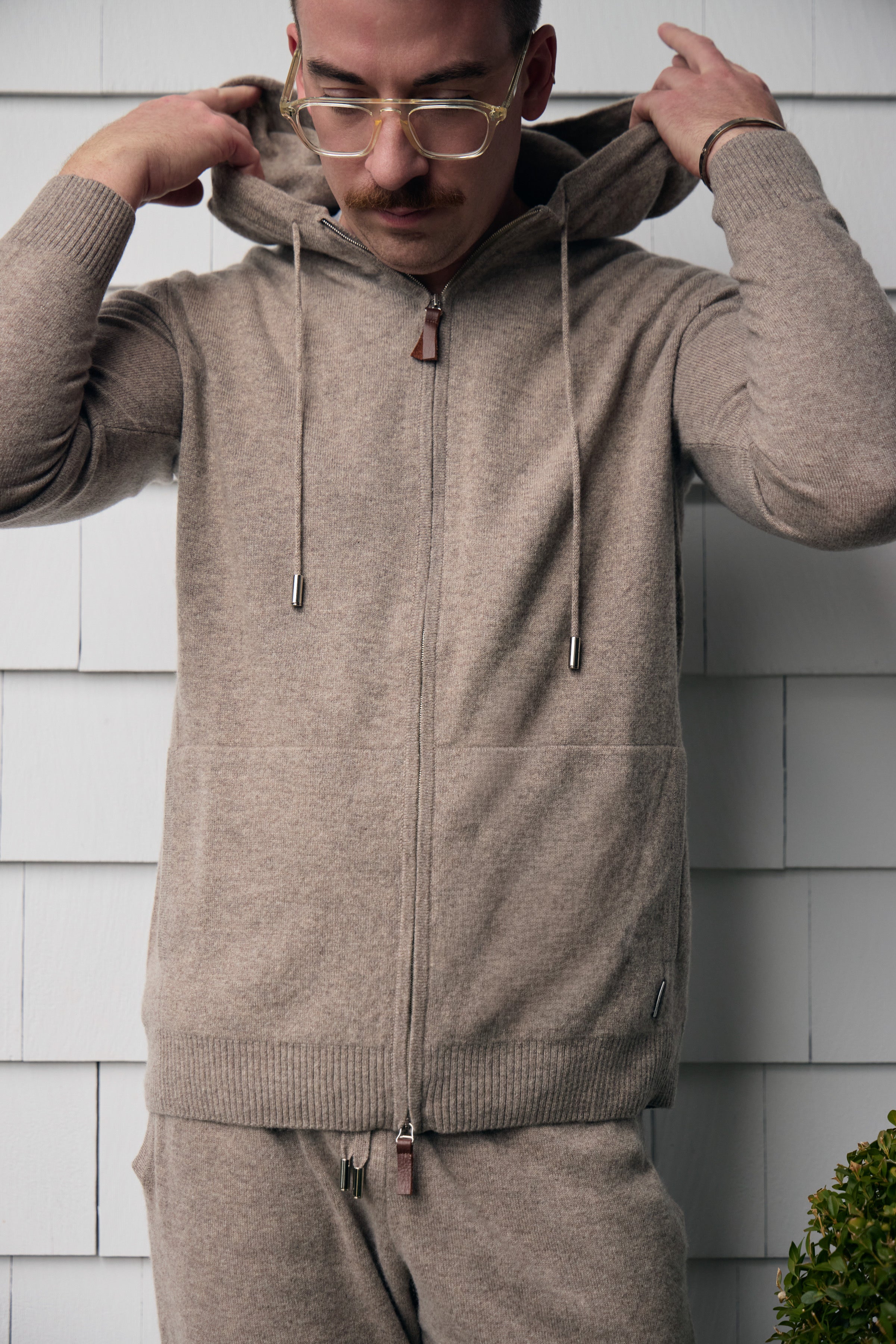 Hank Cashmere Latham Zip Up in Oatmeal