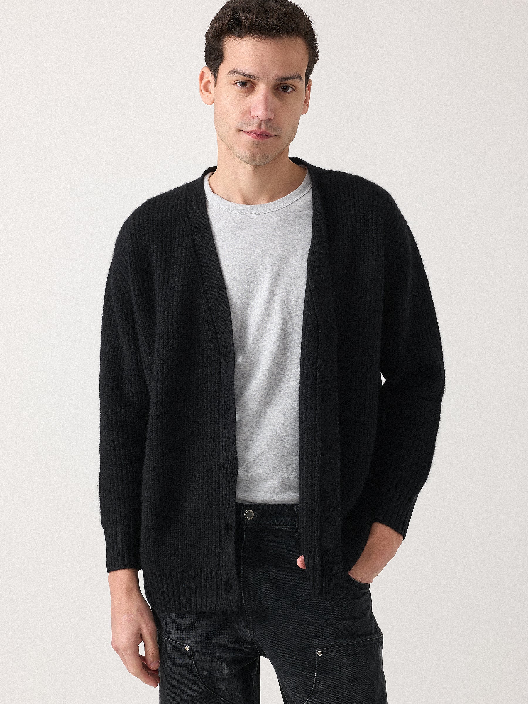 hank-unisex-charlie-cardigan-in-black