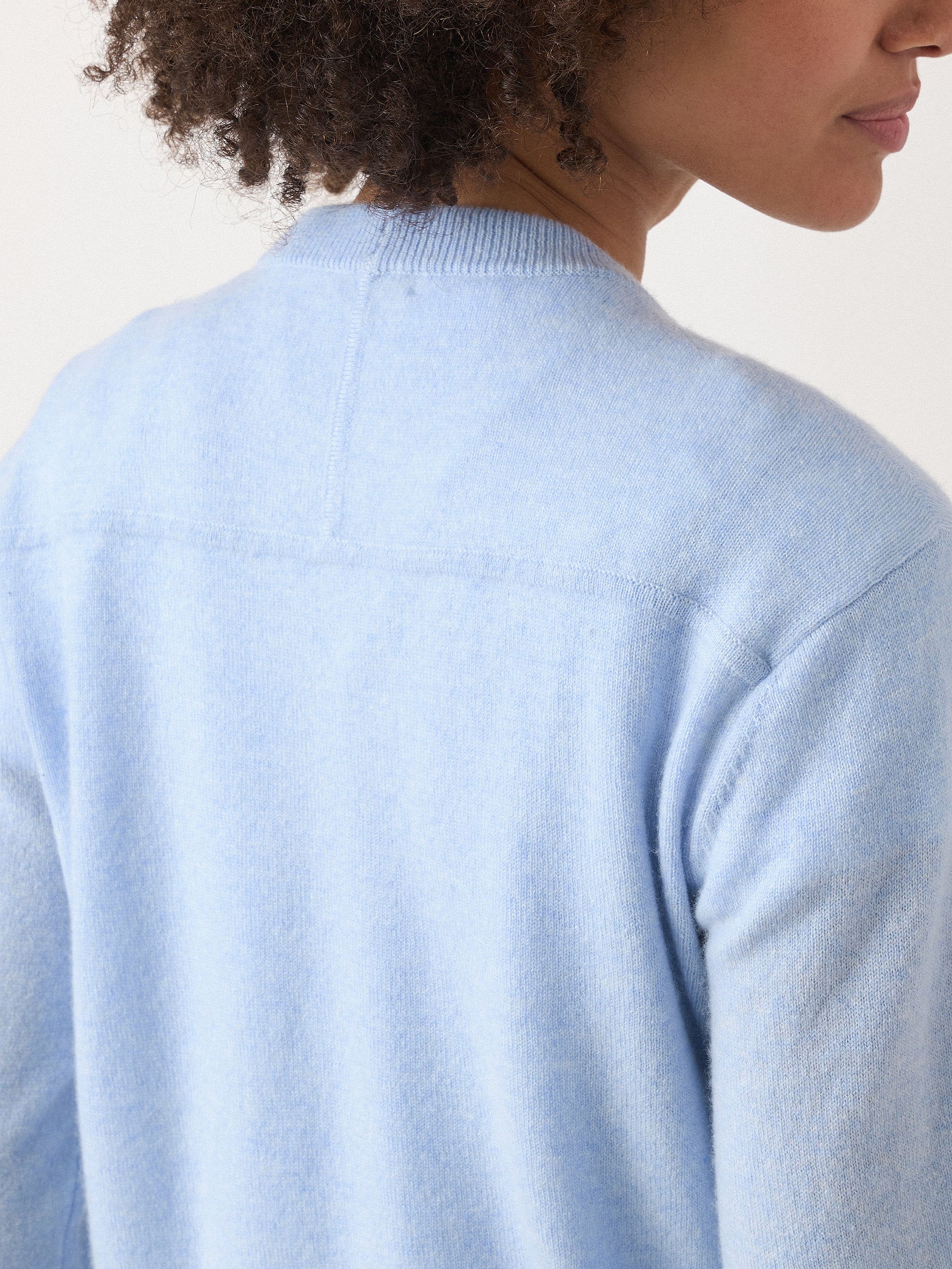 hank-unisex-chester-crewneck-sweater-in-pale-blue