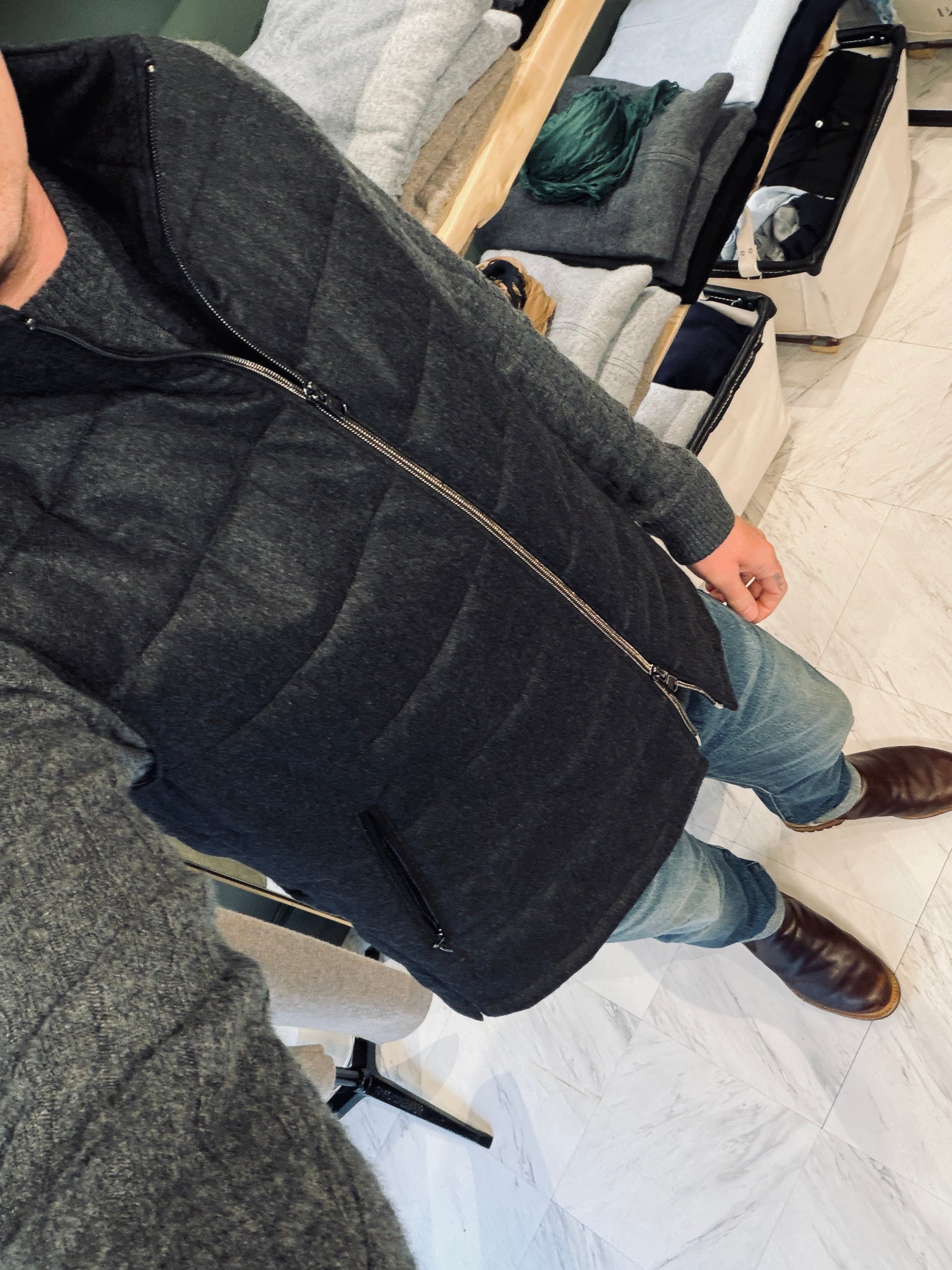 Hank Cashmere Parsonage Vest in Charcoal