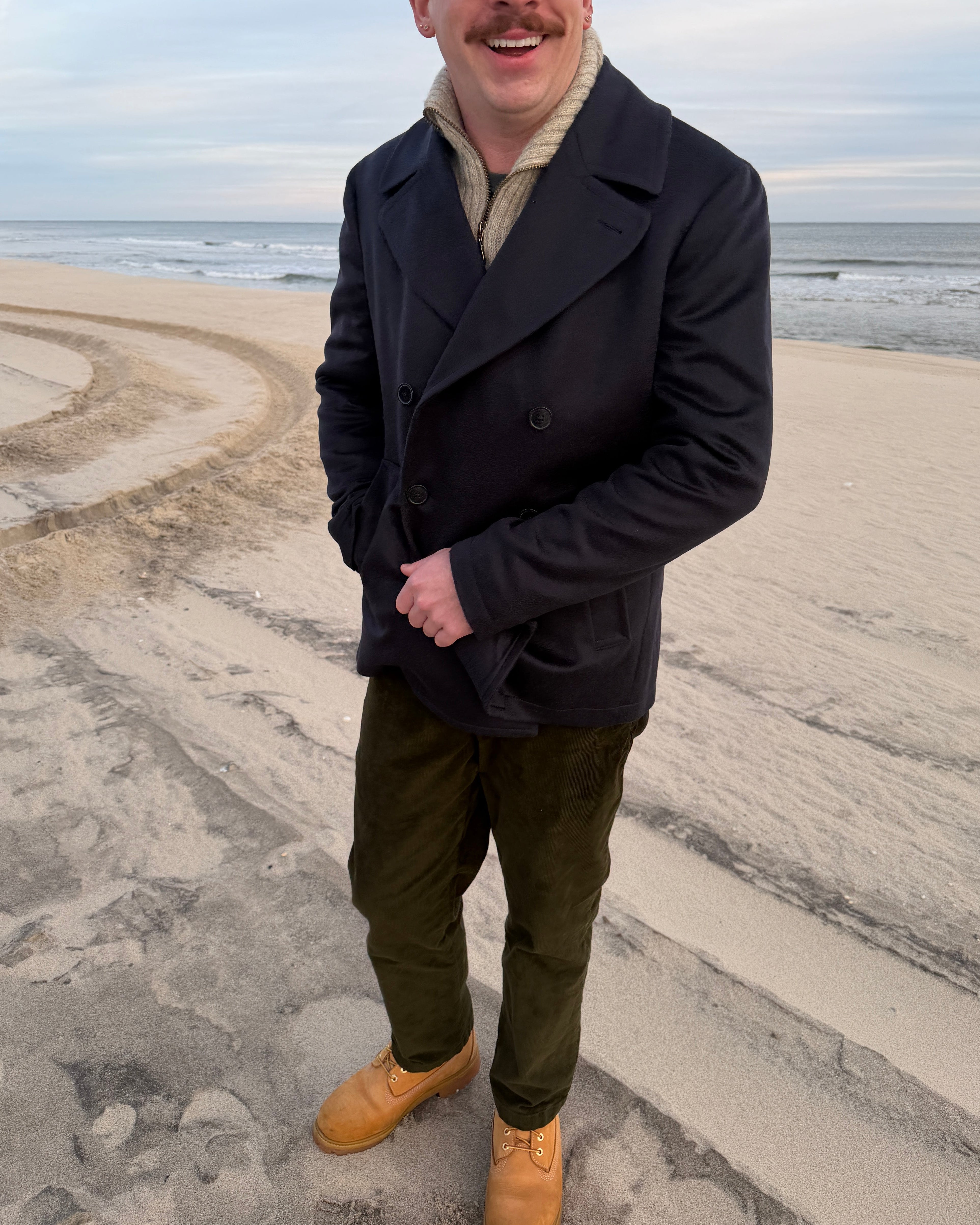 Hank Cashmere Gibson Peacoat in Navy